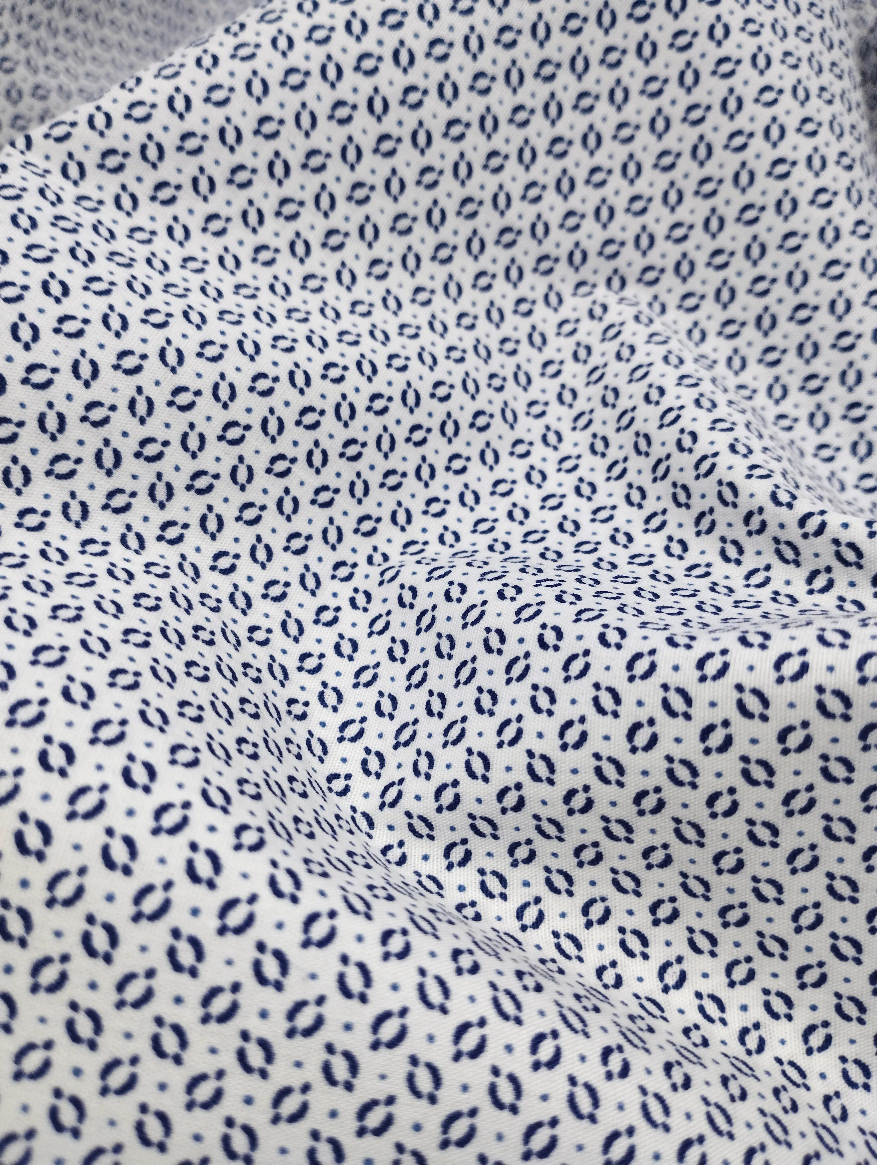 CLASSIC PORCELAN DOT MEN'S SHIRT
