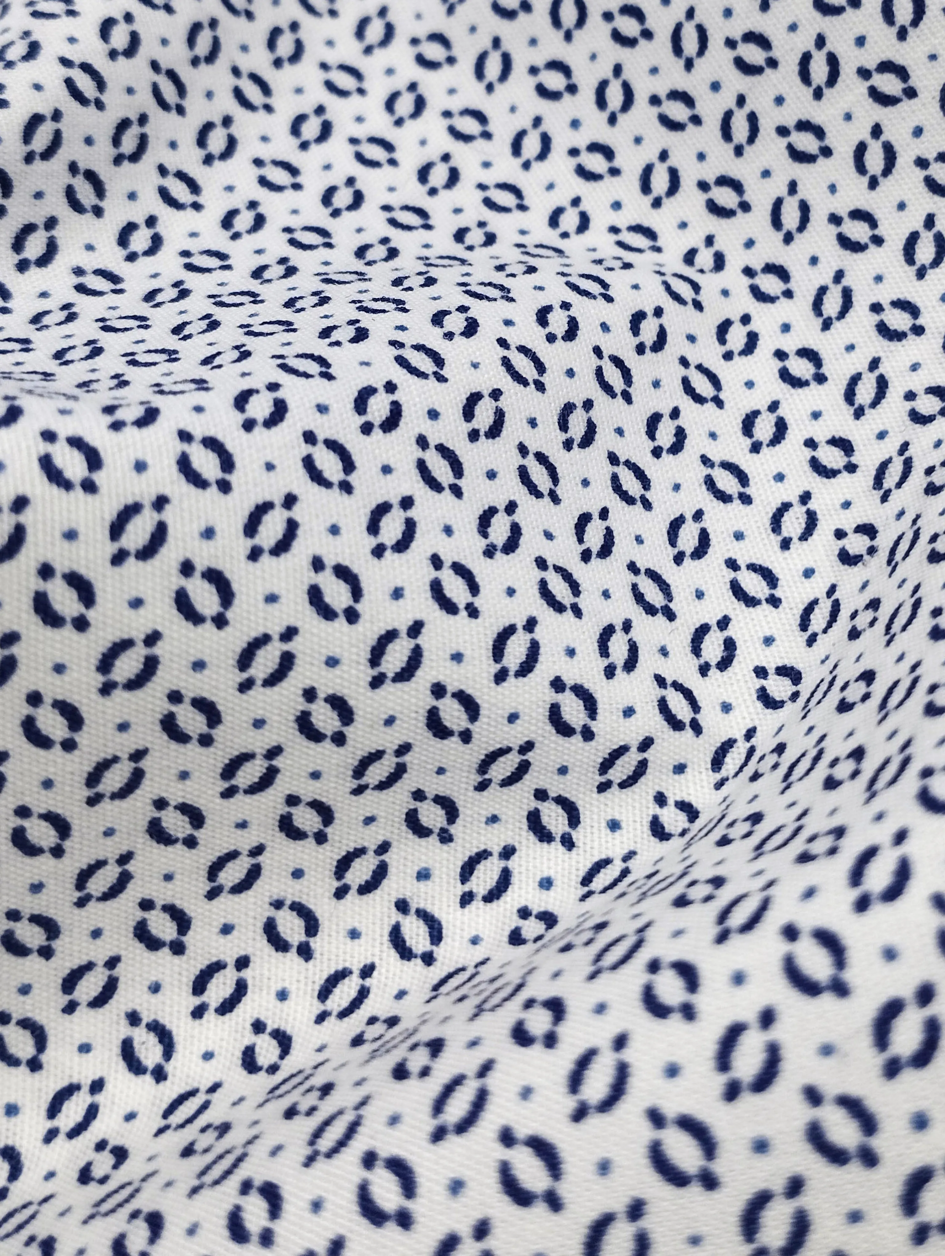 CLASSIC PORCELAN DOT MEN'S SHIRT