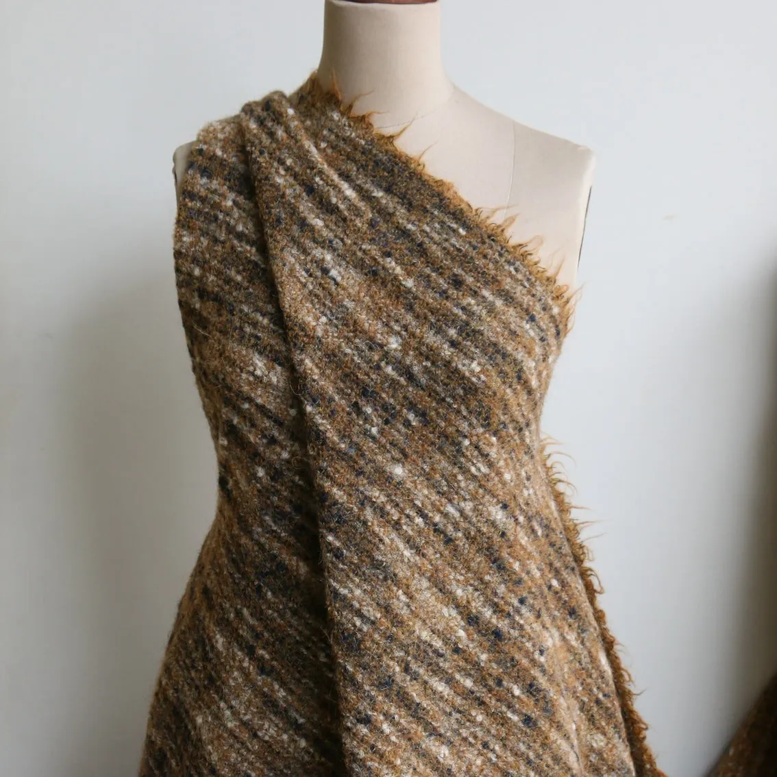 Last Chance of Weave Again Mustard/Navy