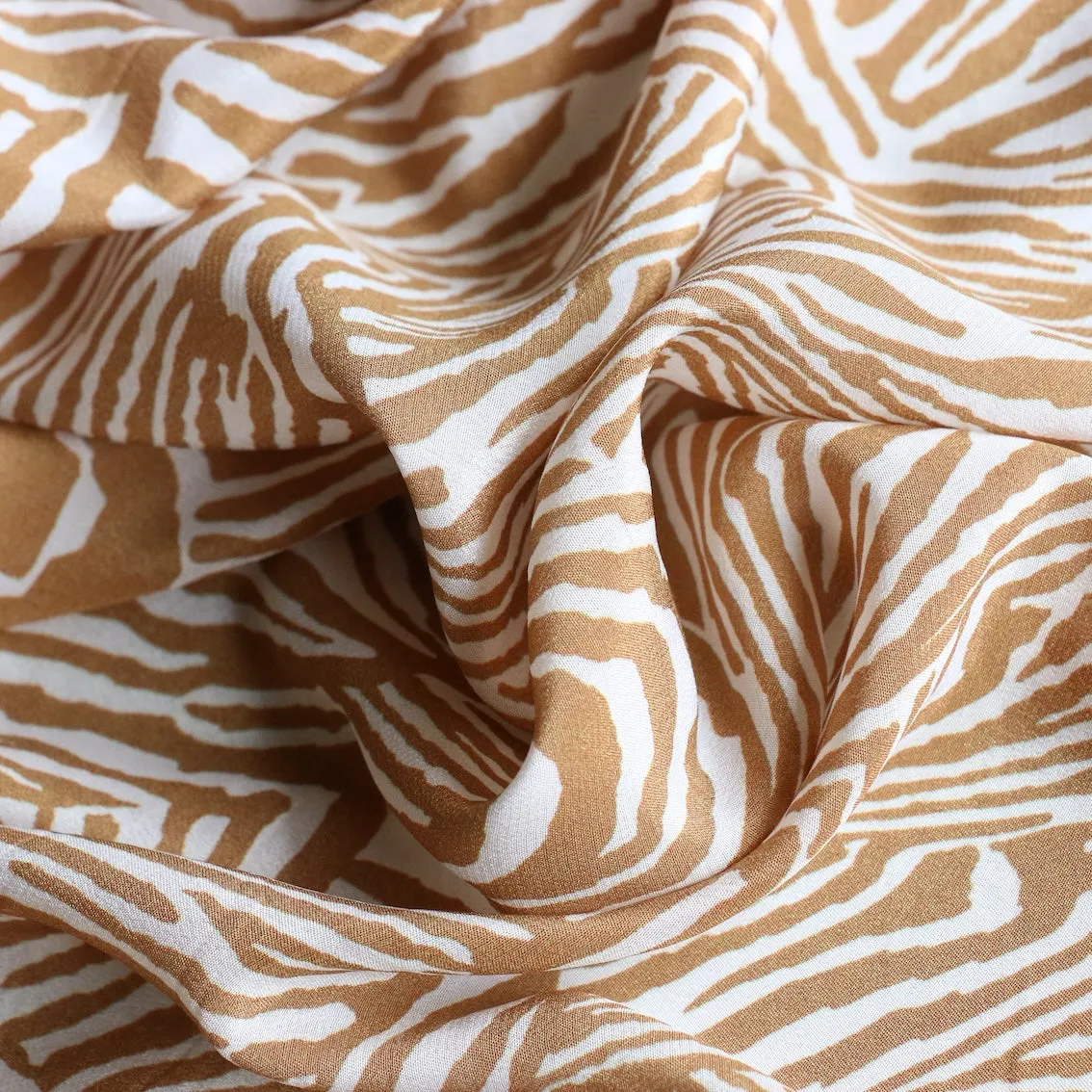 Maze Camel Silk CDC