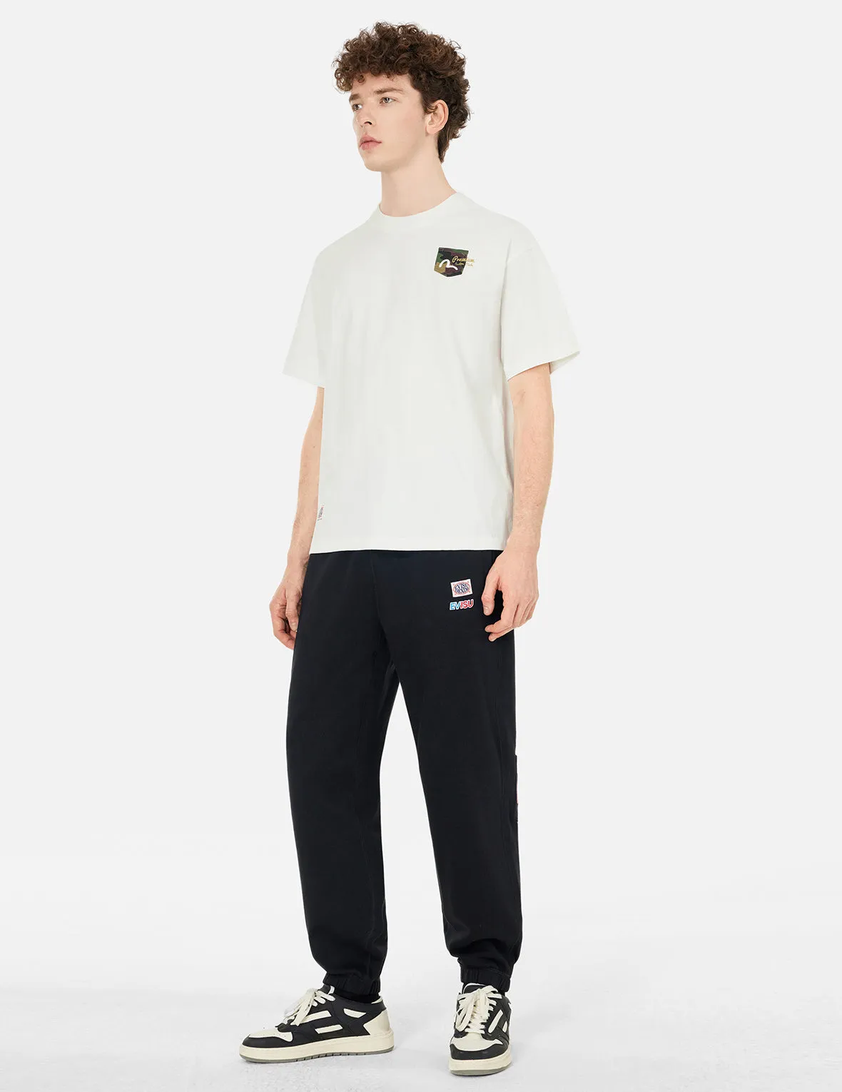 Multi-embroidery and Multi-pocket Relax Fit T-shirt