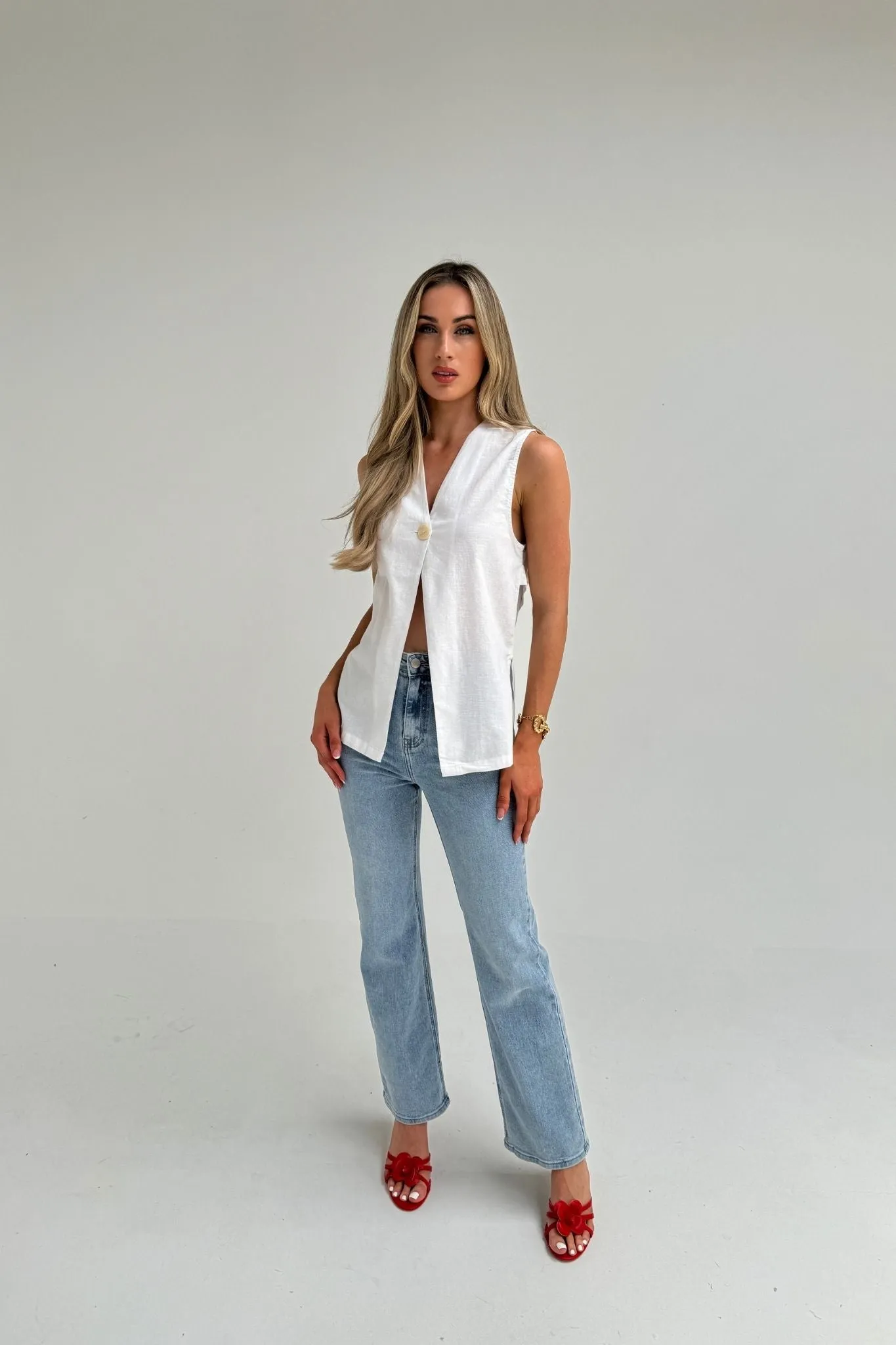 Sally Longline Waistcoat In White
