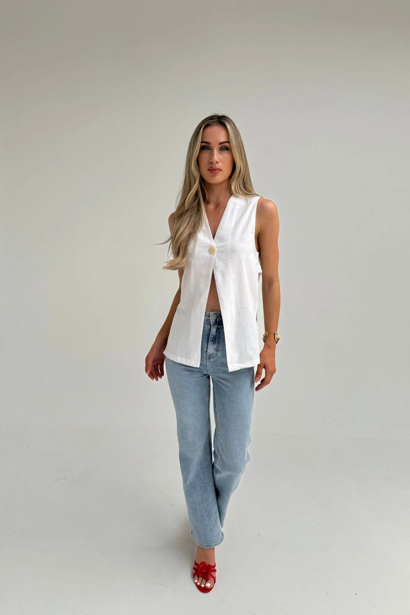 Sally Longline Waistcoat In White